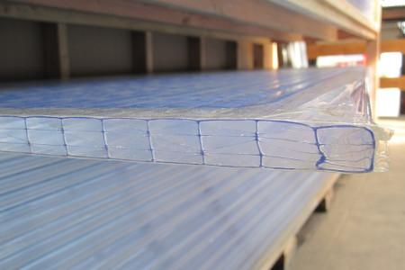 Polycarbonaatplaten nieuw in voorraad, scherp geprijsd