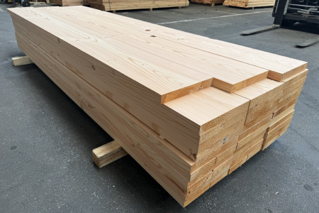 Brede Douglas planken geschaafd 40mm dik en 300 & 380mm breed